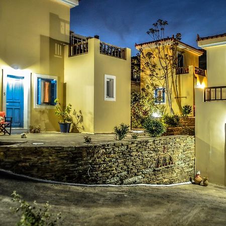 Mainades Maisonettes & Studios Menites Exterior photo